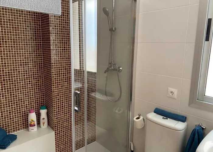 Almansa Flat 14 Daire *